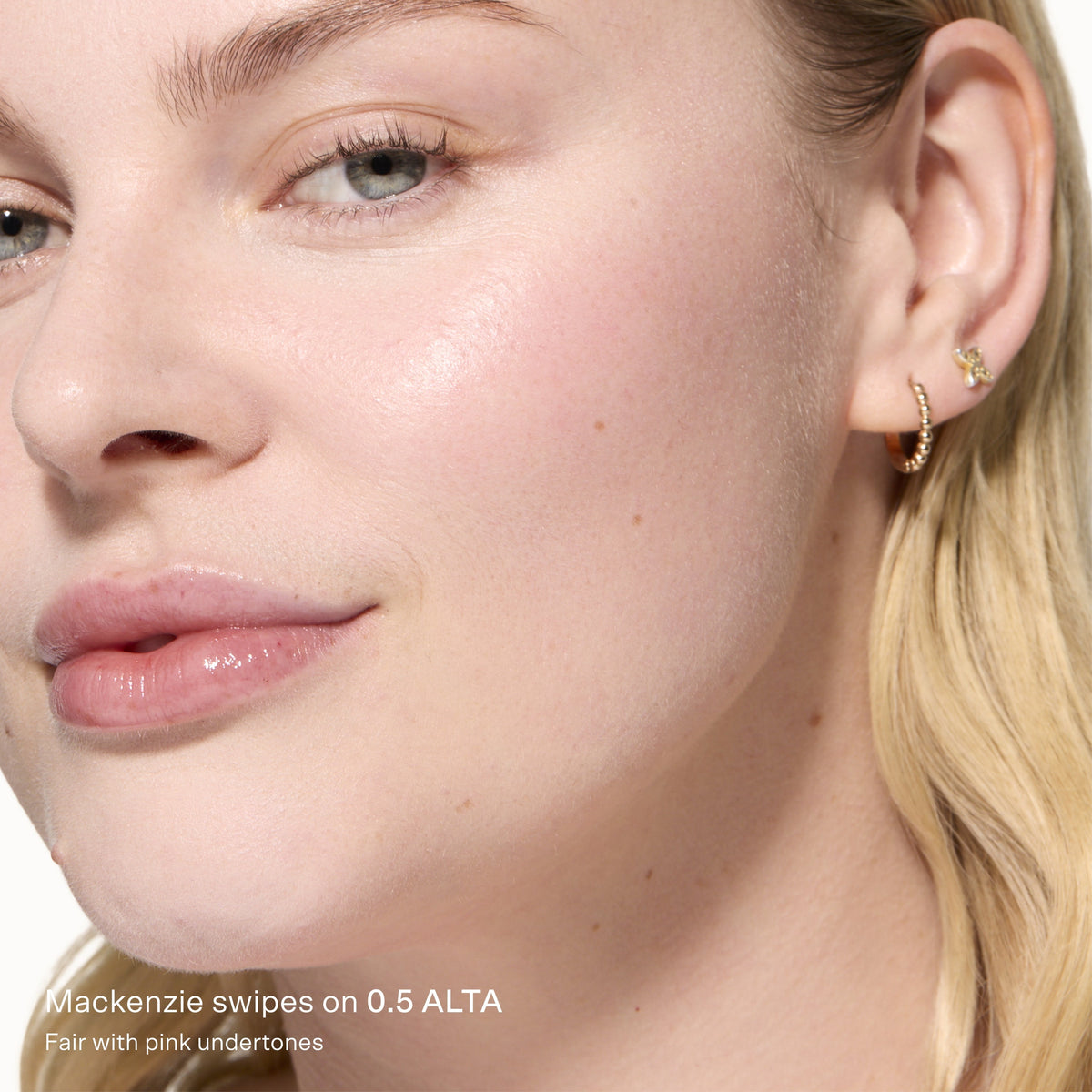 Swipe Serum Concealer® M4