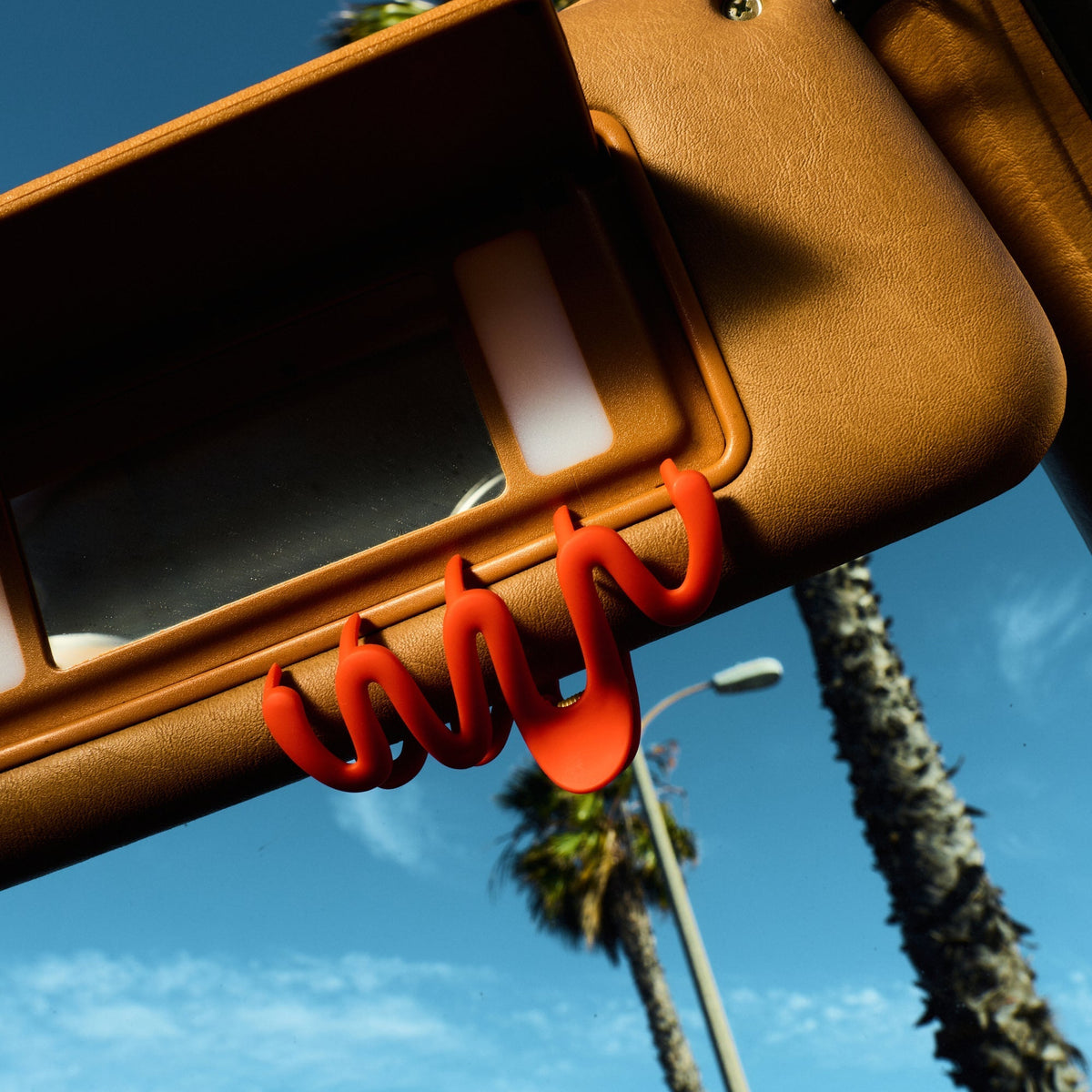 The ‘W’ Claw Clip D1